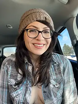 BeautifulMesss online show from February 2026 04:58:02 PM