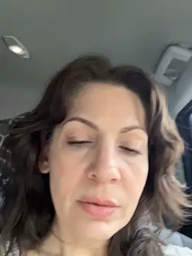 BeautifulMesss online show from April 2026 05:08:02 PM