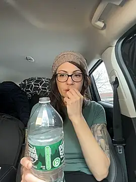 BeautifulMesss online show from February 2026 04:04:02 PM