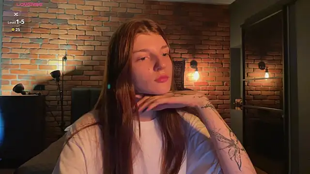 Snapshot of Bunny_ShyGirl chatting on September 2025 09:19:01 AM Bunny ShyGirl online show from September 2025 09:19:01 AM