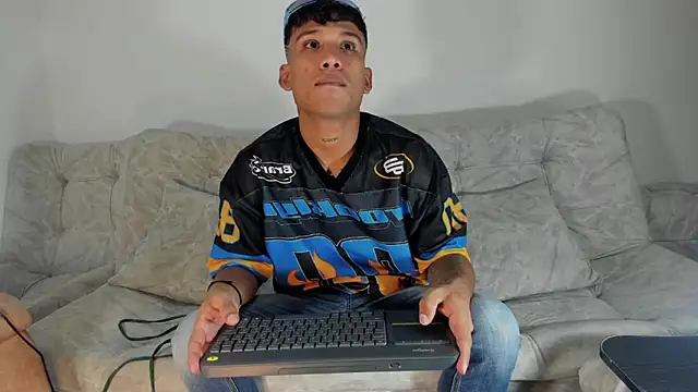 Backsex boy online show from June 2026 09:37:02 PM