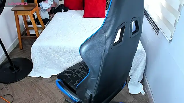 Backsex boy online show from November 2025 03:29:02 PM