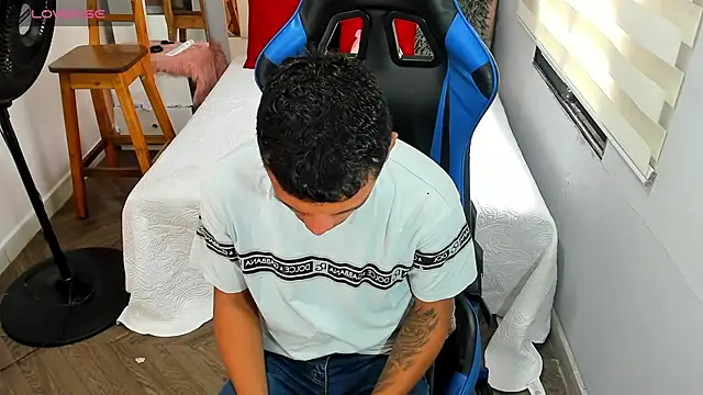 Backsex boy online show from November 2025 02:32:01 PM