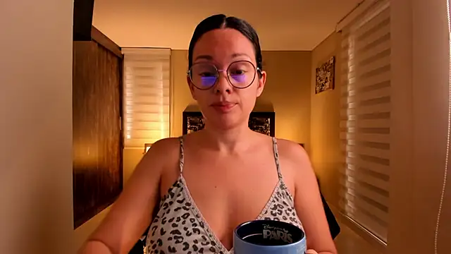 anabel 025 online show from December 2025 12:41:01 PM