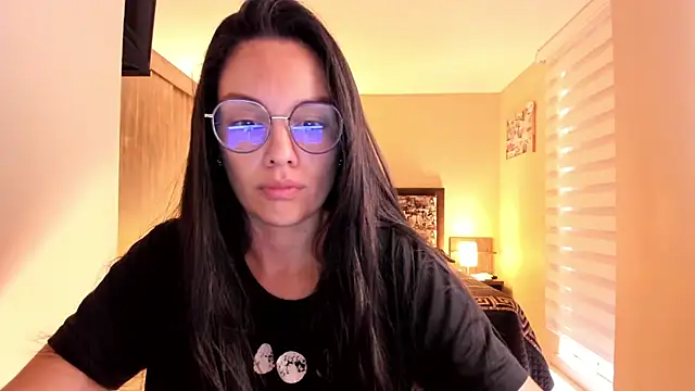 Snapshot of anabel_025 chatting on March 2025 12:25:02 PM anabel 025 online show from March 2025 12:25:02 PM
