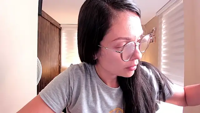 Snapshot of anabel_025 chatting on March 2025 06:11:01 PM anabel 025 online show from March 2025 06:11:01 PM
