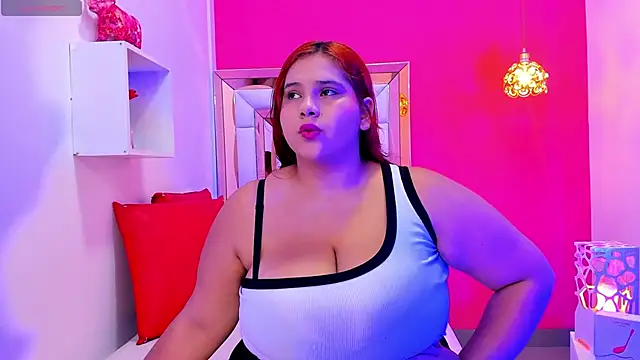 Alanna hot3 online show from February 2025 07:19:02 PM