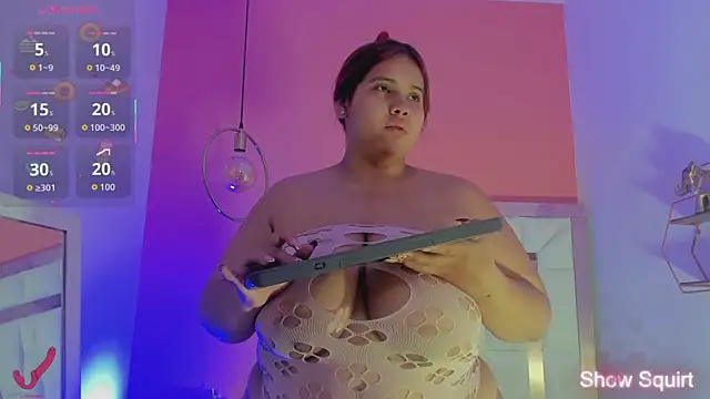 Alanna hot3 online show from March 2026 11:42:01 AM