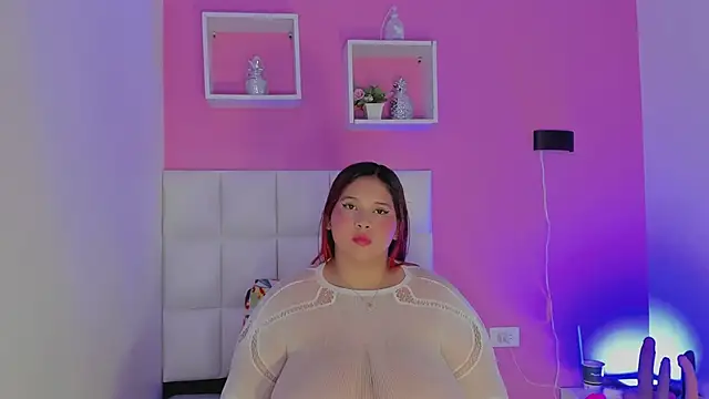 Alanna hot3 online show from June 2026 07:46:01 PM
