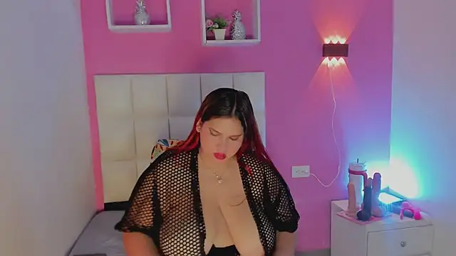 Alanna hot3 online show from June 2026 07:40:02 PM