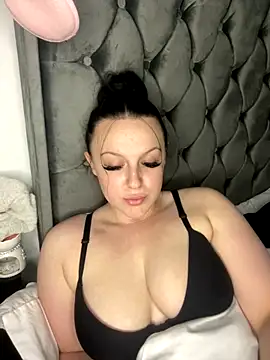 riri bstvx online show from October 2025 04:07:02 PM