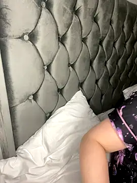 riri bstvx online show from October 2025 04:52:01 PM