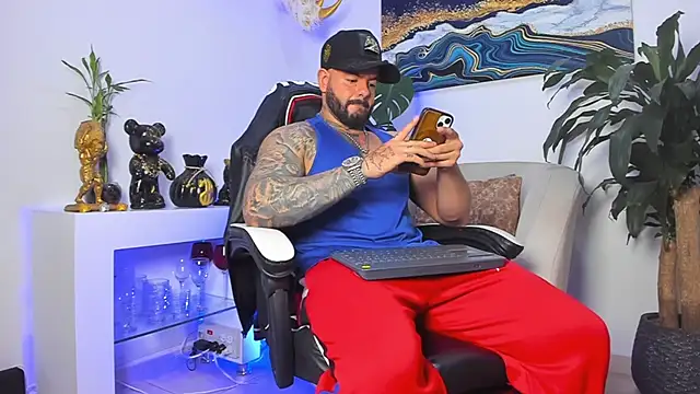 Johnnygrayson1 online show from February 2026 01:13:01 AM