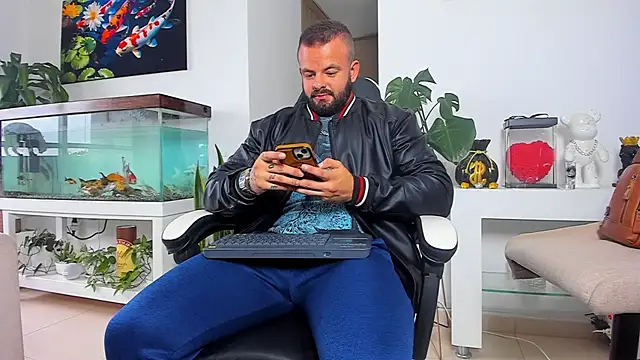 Johnnygrayson1 online show from October 2025 09:49:02 PM