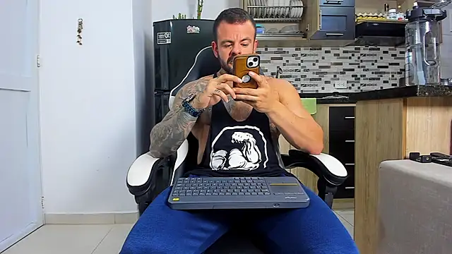 Johnnygrayson1 online show from December 2025 12:11:02 AM