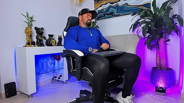 Johnnygrayson1 online show from January 2026 12:25:01 AM