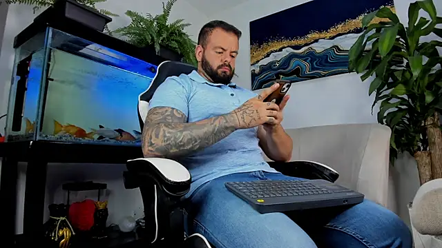 Snapshot of Johnnygrayson1 chatting on July 2026 01:47:02 AM Johnnygrayson1 online show from July 2026 01:47:02 AM