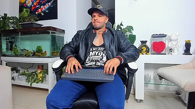 Johnnygrayson1 online show from October 2025 11:38:01 PM