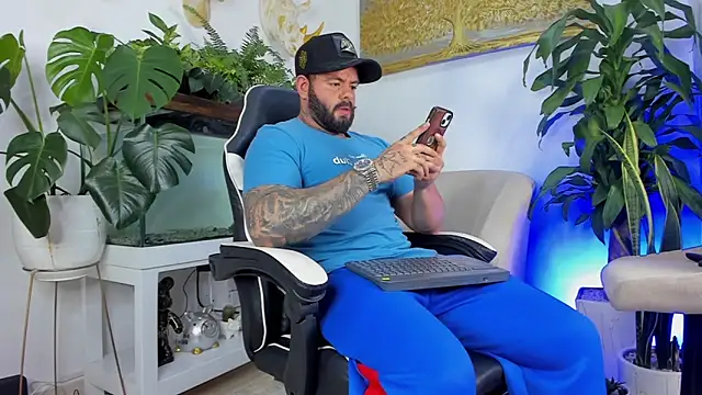 Johnnygrayson1 online show from April 2026 12:29:01 AM