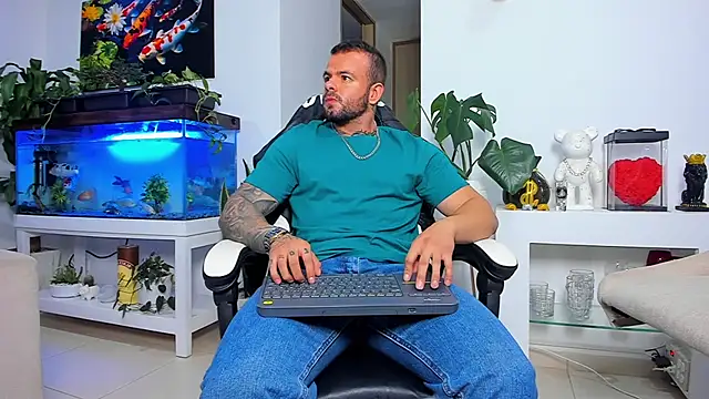 Johnnygrayson1 online show from November 2025 12:47:02 AM