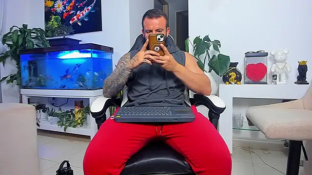 Johnnygrayson1 online show from October 2025 12:20:01 AM