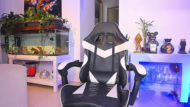 Johnnygrayson1 online show from February 2026 11:33:01 PM