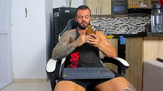 Johnnygrayson1 online show from November 2025 12:44:02 AM