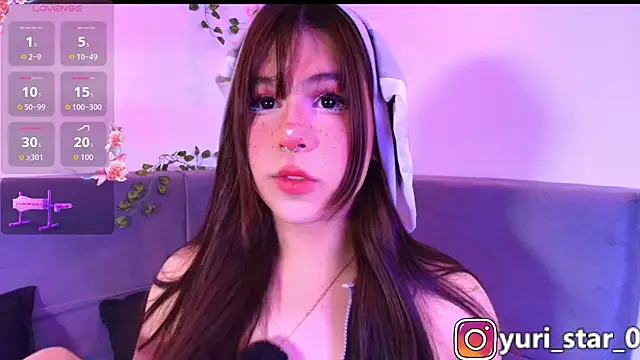 Yuri Stars online show from November 2025 04:57:02 AM