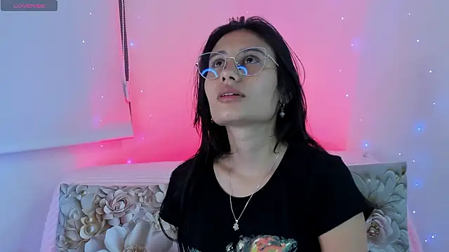 NayeCloud online show from March 2026 05:32:01 AM