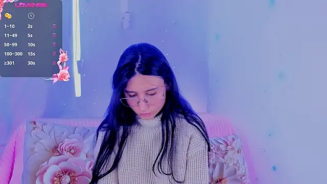 NayeCloud online show from February 2026 04:19:01 PM