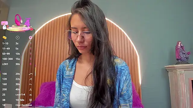 NayeCloud online show from January 2026 10:39:01 PM