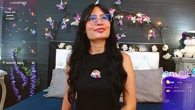 NayeCloud online show from March 2025 03:56:01 AM