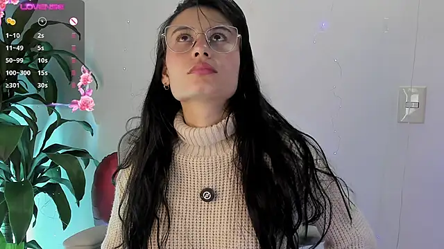 NayeCloud online show from April 2026 02:32:02 PM