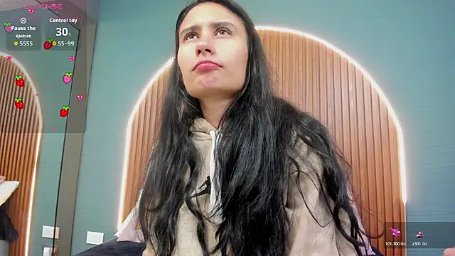 NayeCloud online show from October 2025 04:00:01 AM