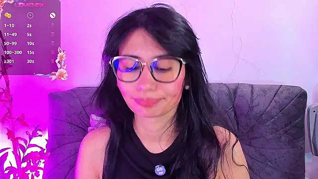 Snapshot of NayeCloud chatting on June 2026 04:51:01 AM NayeCloud online show from June 2026 04:51:01 AM