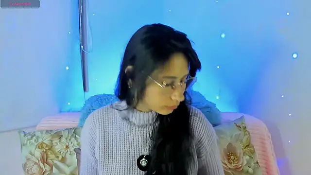 NayeCloud online show from March 2026 03:23:01 AM