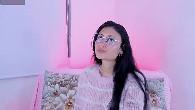 NayeCloud online show from March 2026 03:35:02 AM