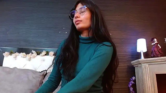 NayeCloud online show from March 2025 10:03:01 AM