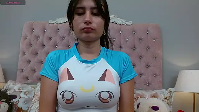 NayeCloud online show from March 2025 03:54:02 AM