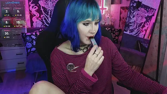Snapshot of little_Elika chatting on September 2025 01:23:02 AM little Elika online show from September 2025 01:23:02 AM