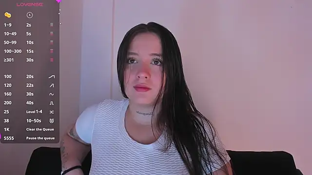 Sabrina Lennox online show from September 2025 12:11:02 PM