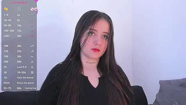 Sabrina Lennox online show from June 2026 06:34:02 PM