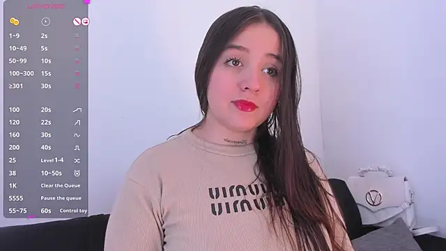 Sabrina Lennox online show from June 2026 06:13:01 PM