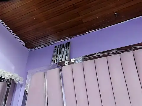 Sasha Petitte online show from December 2025 03:44:02 AM