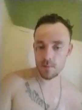 dadyyD95 online show from November 2025 10:47:02 AM