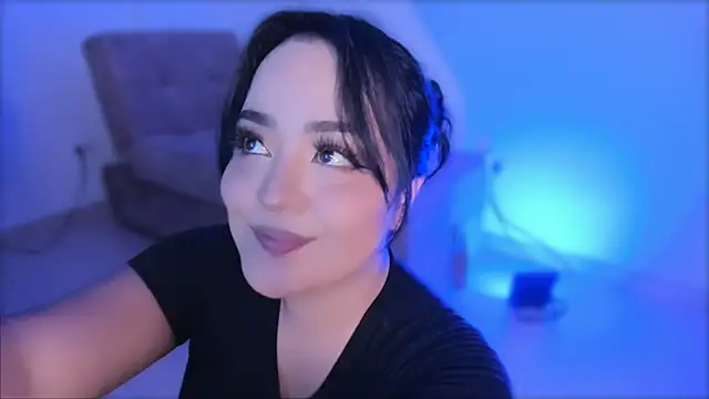 Snapshot of ValeryySoto_ chatting on February 2025 12:30:02 AM ValeryySoto online show from February 2025 12:30:02 AM