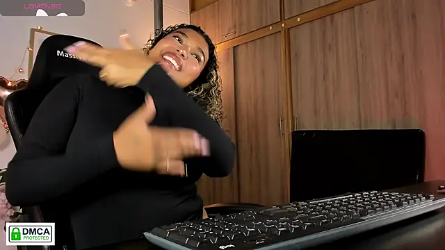 aleja montiel   online show from February 2026 12:57:02 PM