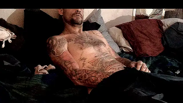TheOneYouLove69 online show from June 2026 04:52:01 PM