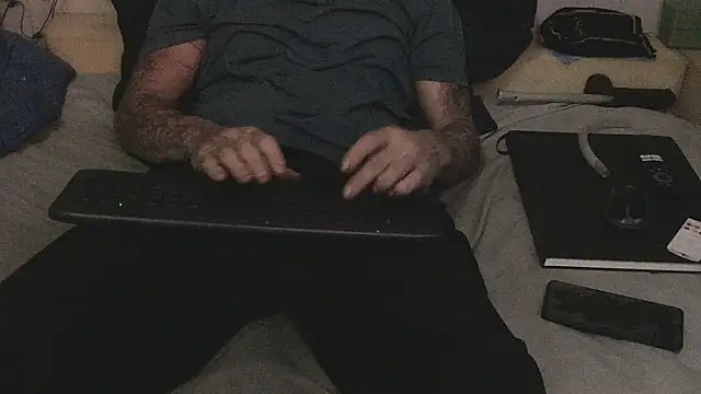 TheOneYouLove69 online show from December 2025 07:30:01 AM