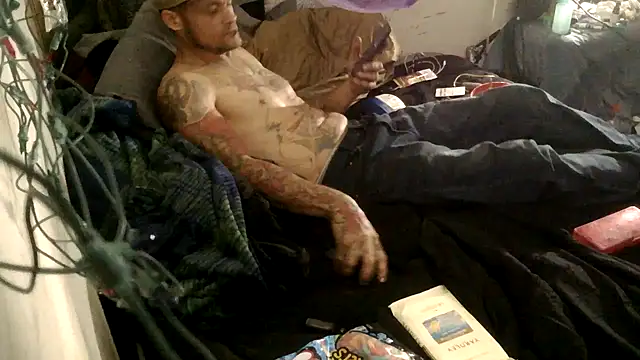 TheOneYouLove69 online show from April 2026 08:15:01 PM